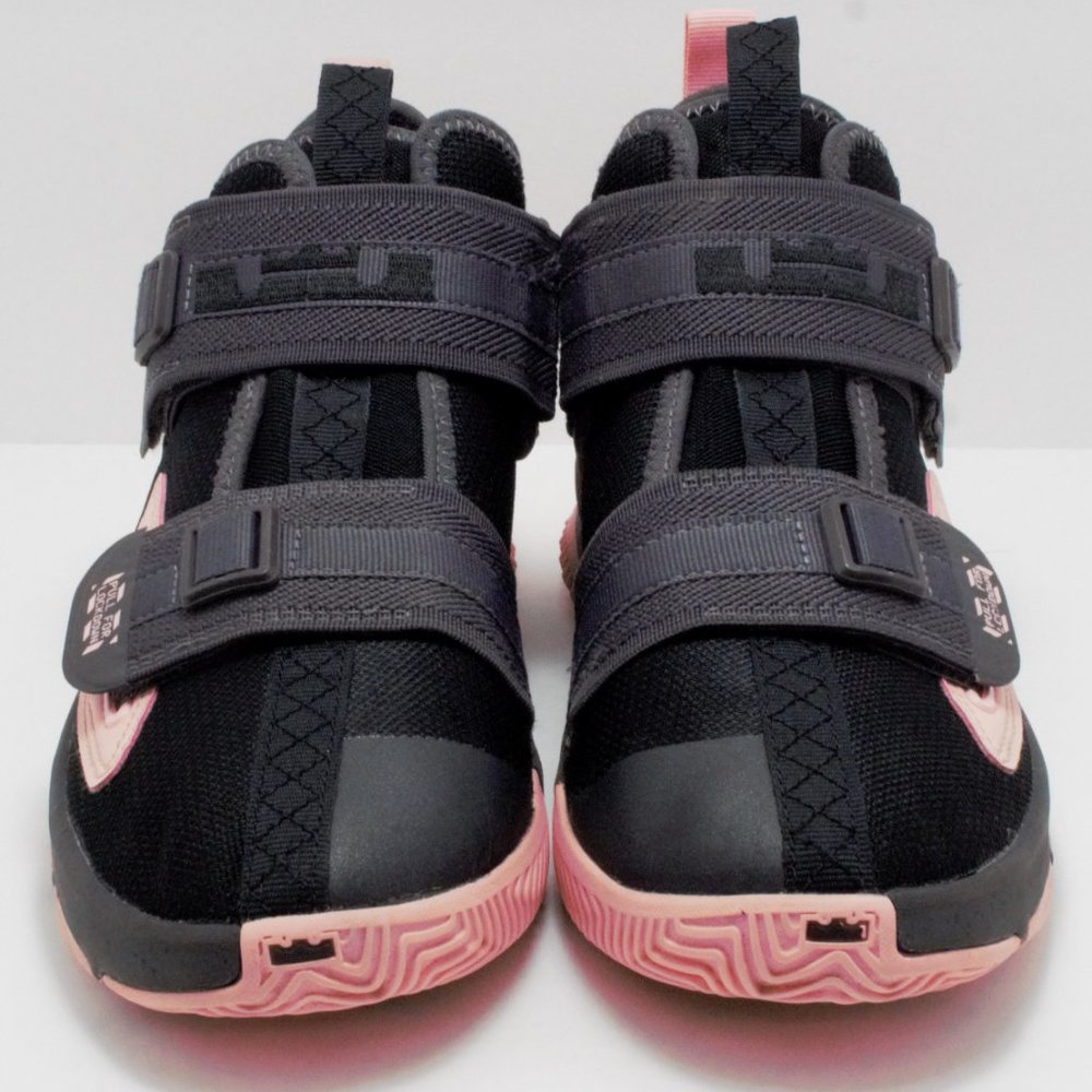 Nike Lebron Soldier XIII GS Youth  Size 3.5Y - Picture 3 of 10